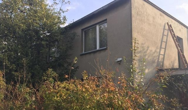 na fot. dom w którym mieszkał zamordowany