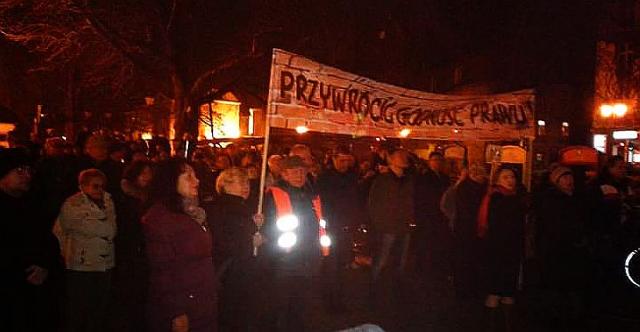 na fot.: piątkowy protest w Kaliszu