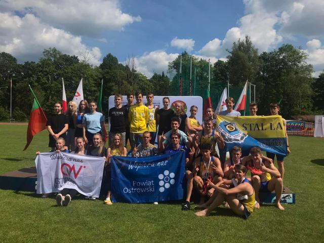 na fot: Ostrowska ekipa w Białymstoku. Fot. Facebook KS Stal LA
