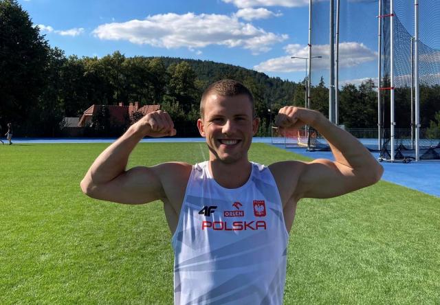 na fot: Patryk Wykrota. Fot. Facebook KS Stal LA