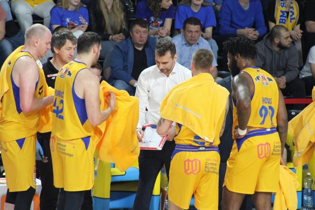 na fot: BM Stal Ostrów jest bliska półfinału