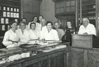 na fot.: apteka Suchockich - 1954 r.