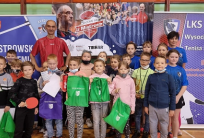 na fot. Pamiątkowe zdjęcie z Leszkiem Kucharskim