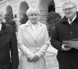 na fot. w środku: śp. Joanna Król-Trąbka